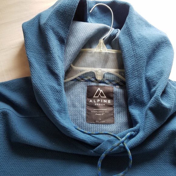 Alpine Design Men L lightweight hoodie NWOT - Picture 3 of 6